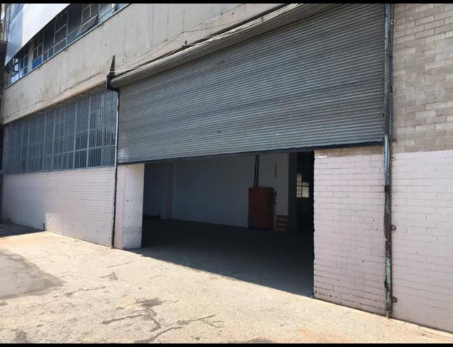 2,490M² WAREHOUSE TO LET IN WYNBERG